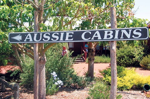 Aussie Cabins - Mackay Tourism 1