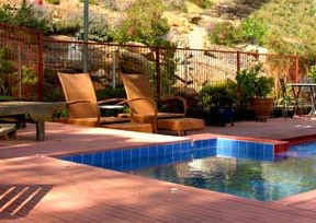 Amazing Country Escapes - Wombadah Guesthouse - Mackay Tourism 0