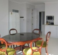 Olas Holiday House - Mackay Tourism