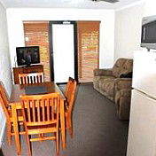 Hervey Bay Colonial Lodge - Mackay Tourism 2