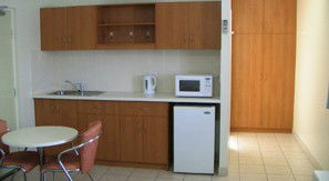 Carriers Arms Hotel Motel - Mackay Tourism 0