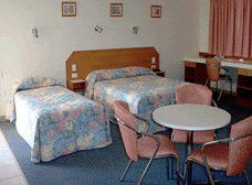 Carriers Arms Hotel Motel - Mackay Tourism 1
