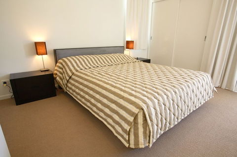 Agnes Water Beach Club - Mackay Tourism 0