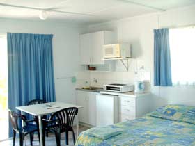 Banjos Overnight & Holiday Units - Mackay Tourism 2