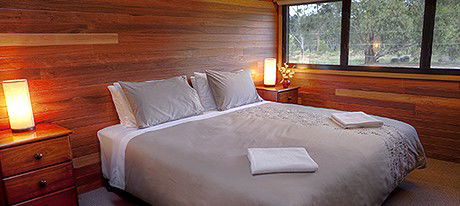 Girraween Environmental Lodge - Mackay Tourism 1
