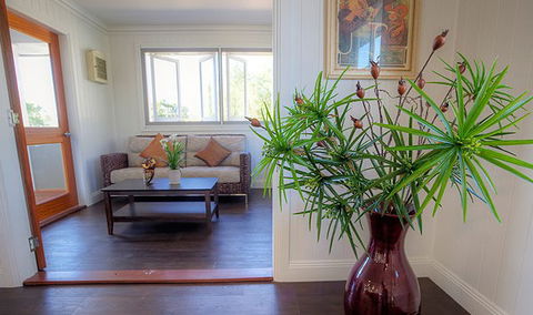 Sippers At Ballandean - Mackay Tourism 3