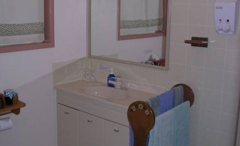 Twinstar Guesthouse And Observatory - Mackay Tourism 1