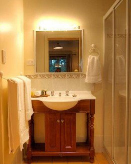 Accommodation Creek Cottages - Mackay Tourism 1