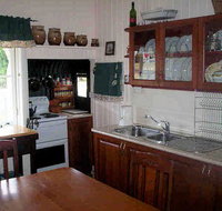Dillons Cottage - Mackay Tourism