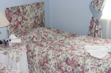 Abbey Of The Roses Boutique Heritage Guesthouse - Mackay Tourism 1