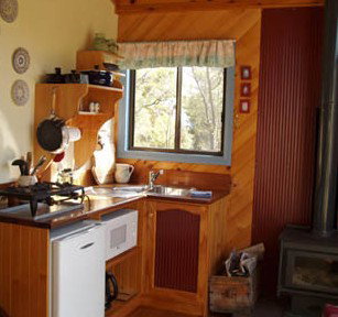 Wisteria Cottage - Mackay Tourism 4