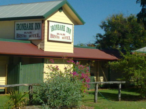 Ironbark Inn Motel - Mackay Tourism 0