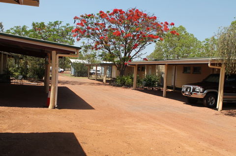 Ironbark Inn Motel - Mackay Tourism 5