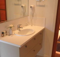 Ravensbourne Escape Silverwood Lodge - Mackay Tourism