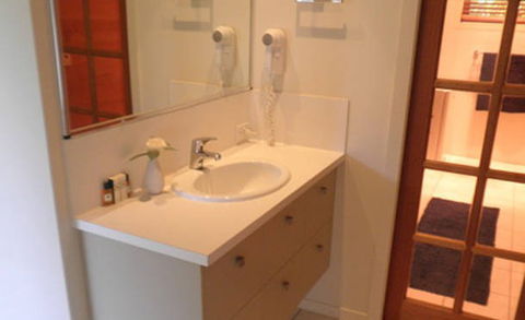Ravensbourne Escape Silverwood Lodge - Mackay Tourism 0