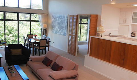 Ravensbourne Escape Silverwood Lodge - Mackay Tourism 3
