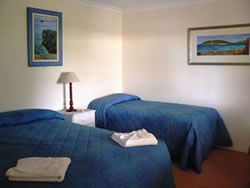 Albany View Street Lodge Bed And Breakfast And Art Studio - Mackay Tourism 2