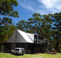 Wolfes Landing Eco Stay - Mackay Tourism
