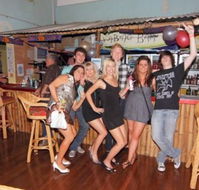 Backpackers In Paradise - Mackay Tourism