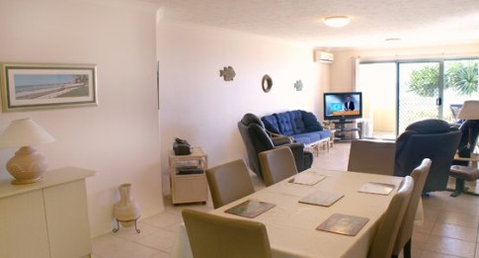 Golden Sea Apartments - Mackay Tourism 1