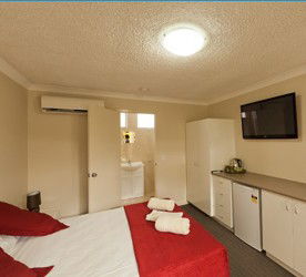 Tropicana Motel - Mackay Tourism 3