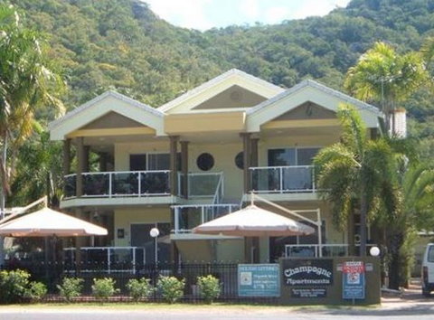 Champagne Apartments - Mackay Tourism 0