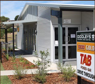 Dooleys Springsure Tavern And Motel - Mackay Tourism 4