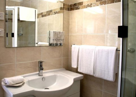 Centenary Motor Inn - Mackay Tourism 2