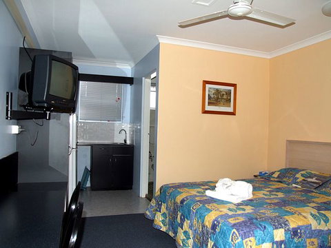 Hervey Bay Motel - Mackay Tourism 2
