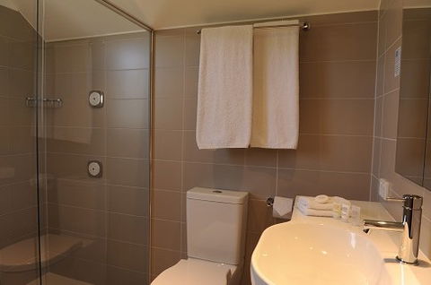 The Haus Studio Apartments - Mackay Tourism 4