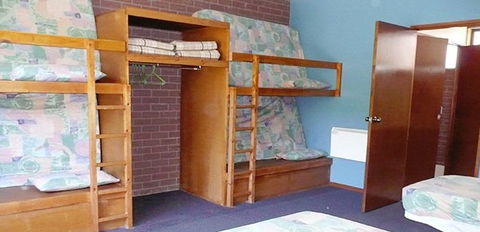 Norval Lodge - Mackay Tourism 1