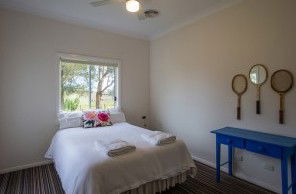 Colenso Country Retreat And Walker’s Cottage  - Mackay Tourism 3