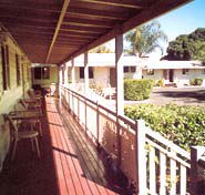 Bottle Tree Gardens Motel - Mackay Tourism