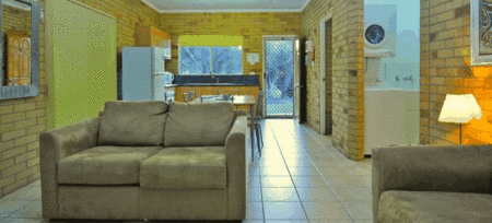 Agnes Palms Beachside Apartments - Mackay Tourism 1
