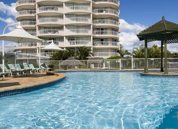 2nd Avenue Beachside Apartments - Mackay Tourism 4