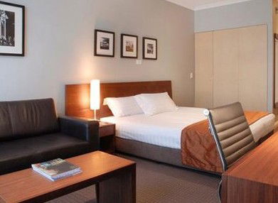Clarion Suites Gateway - Mackay Tourism 0
