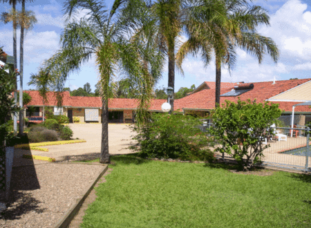 Carseldine Court Motel - Mackay Tourism
