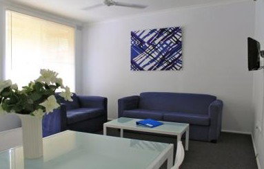 Ocean Park Motel And Holiday Apartments - Mackay Tourism 4