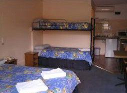 Blue Marlin Resort And Motor Inn - Mackay Tourism 2