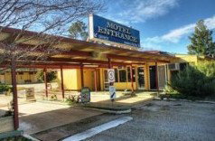 Barclay Gardens Motor Inn - Mackay Tourism 0