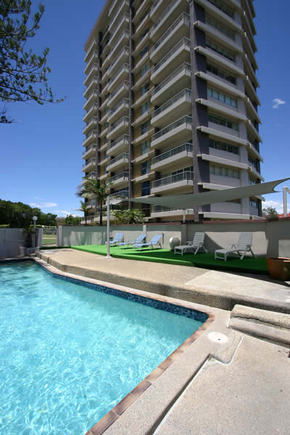 Narrowneck Court - Mackay Tourism 0