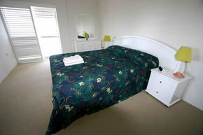 Narrowneck Court - Mackay Tourism 1