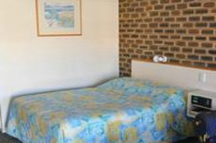 Best Western Top Of The Town Motel - Mackay Tourism 1