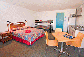 Sea Breeze Resort - Mackay Tourism 3