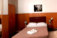 Holiday Lodge - Mackay Tourism