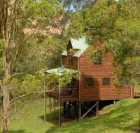 Hookes Creek Forest Retreat - Mackay Tourism