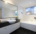 Myconos Resort - Mackay Tourism