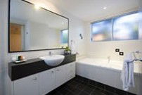 Myconos Resort - Mackay Tourism 0