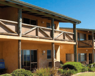 Canal Rocks Beachfront Apartments - Mackay Tourism