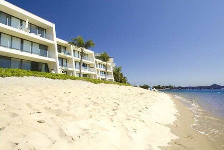 Noosa Harbour Resort - Mackay Tourism 4
